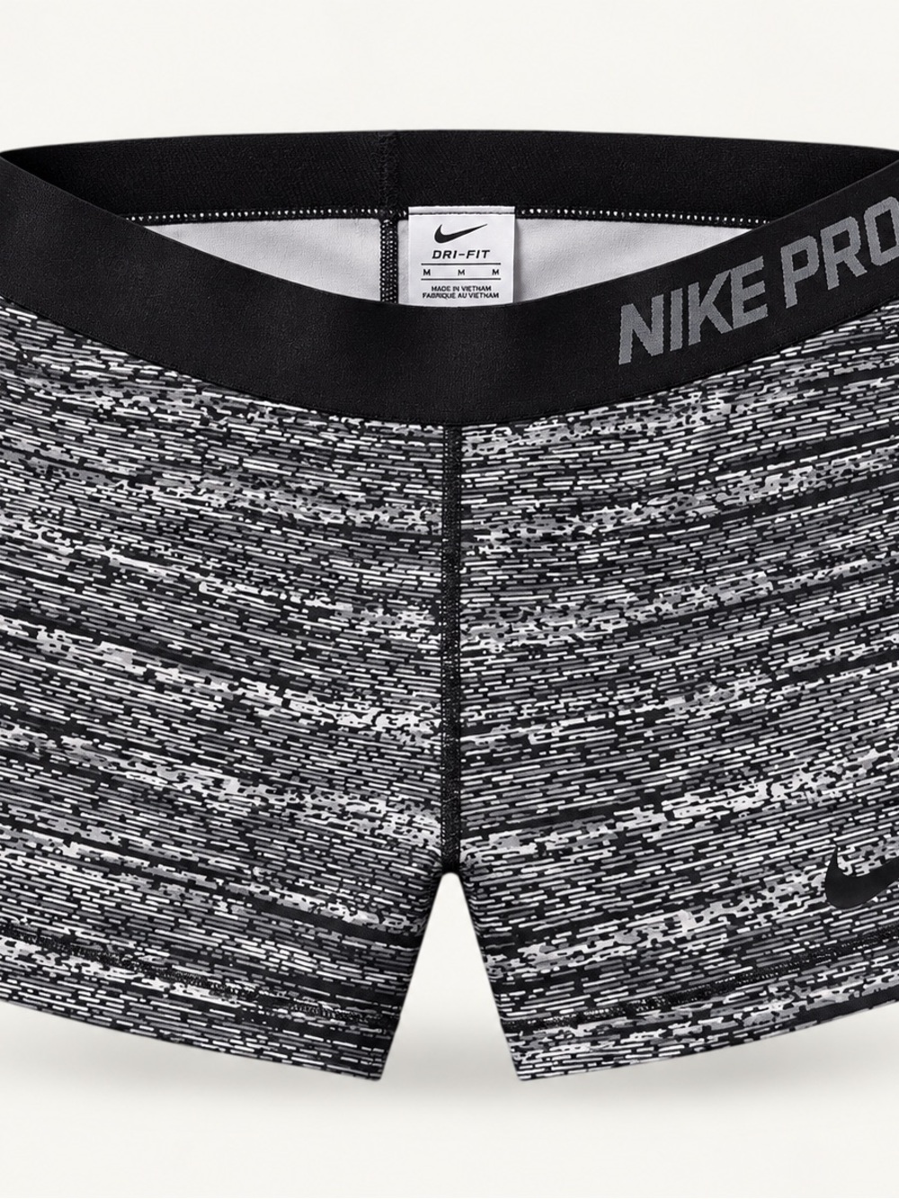 Women’s 3” Nike Pro compression shorts in Black/White static print